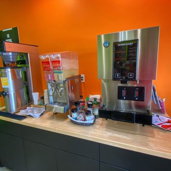 Clean Eatz - Refreshment area - Cafes Near Me - Belleair Bluffs, Florida Clean Eatz - Refreshment area - Cafes Near Me - Belleair Bluffs, Florida
