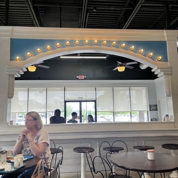Coffee Call - Cafes Near Me - Baton Rouge, Louisiana