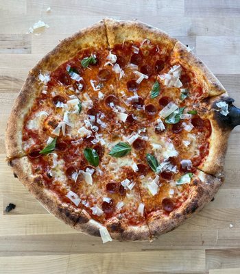 Palm Pizza by null
