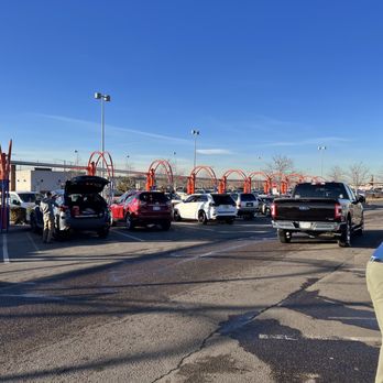 Metro Express Car Wash - 20-30 vacuum stations - Car Wash Near Me - Sheridan, Colorado