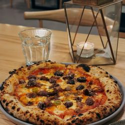 L’Onore Pizza - diavola pizza.