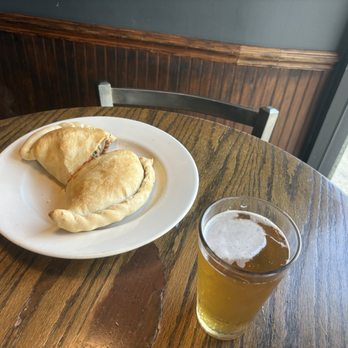 D'Agostino's Pizza and Pub - Chicago - Krombacher And Calzone - Pizza Near Me - Chicago, Illinois D'Agostino's Pizza and Pub - Chicago - Krombacher And Calzone - Pizza Near Me - Chicago, Illinois