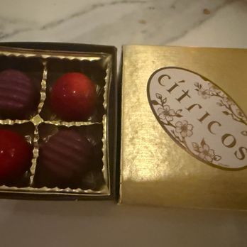 Cítricos - Complimentary Chocolates - New American Near Me - Lake Buena Vista, Florida Cítricos - Complimentary Chocolates - New American Near Me - Lake Buena Vista, Florida