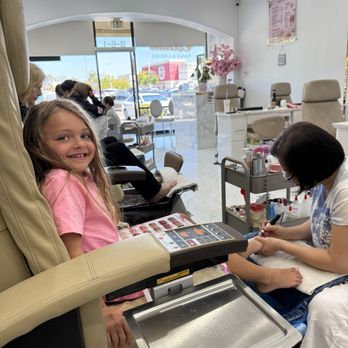 Blossom Nails - Feeling pampered - Nail Salons Near Me - Ventura, California