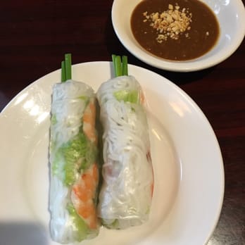 Pho Vinh - Summer rolls. Heavy on noodles, not on other ingredients. Peanut sauce wasn't my favorite. - Vietnamese Near Me - Orlando, Florida Pho Vinh - Summer rolls. Heavy on noodles, not on other ingredients. Peanut sauce wasn't my favorite. - Vietnamese Near Me - Orlando, Florida