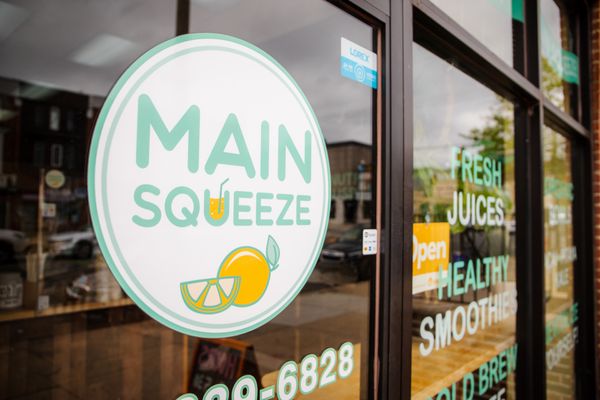 Main Squeeze Philly by null