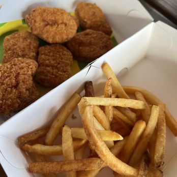 Plantees - Burgers Near Me - Orlando, Florida