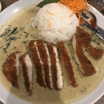 Noodle Wave - Crispy Chicken with Green Curry - Thai Near Me - Richardson, Texas Noodle Wave - Crispy Chicken with Green Curry - Thai Near Me - Richardson, Texas