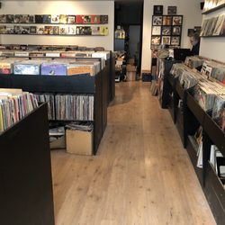 Sonorama - Racks of records!