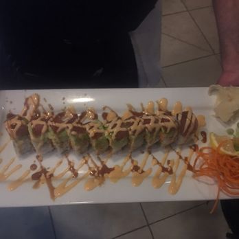 Chef Dee's - Red Lobster Roll - Seafood Near Me - Lighthouse Point, Florida