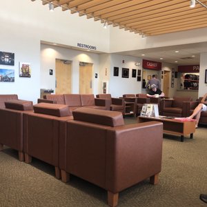 Lee Toyota Topsham >> Lee Toyota 19 Reviews Car Dealers 115 Main St Topsham Lee Toyota Topsham >> Lee Toyota 19 Reviews Car Dealers 115 Main St Topsham