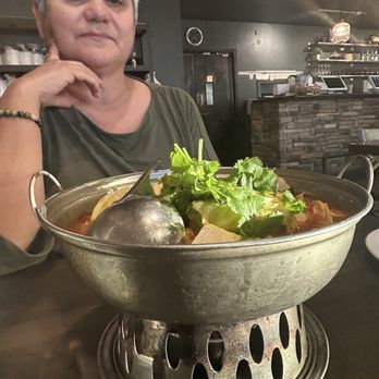 Jun Dynasty Chinese Restaurant - Vegetarian Spicy Hot Pot 麻辣小火锅 - Szechuan Near Me - Tucson, Arizona Jun Dynasty Chinese Restaurant - Vegetarian Spicy Hot Pot 麻辣小火锅 - Szechuan Near Me - Tucson, Arizona