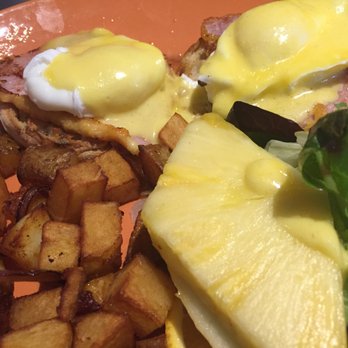 Vi Pei Bistro - Regular Eggs Benny - Canadian (New) Near Me - Toronto, Ontario Vi Pei Bistro - Regular Eggs Benny - Canadian (New) Near Me - Toronto, Ontario