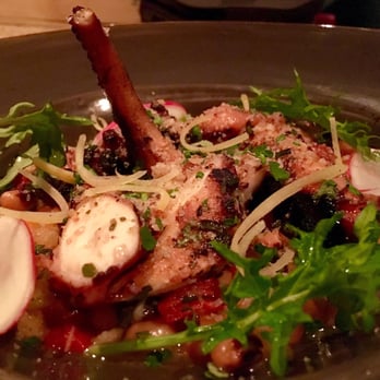 Mountain Standard - Charred octopus with black-eyed peas, ham hock, preserved lemon, garlic crumbs - New American Near Me - Vail, Colorado Mountain Standard - Charred octopus with black-eyed peas, ham hock, preserved lemon, garlic crumbs - New American Near Me - Vail, Colorado
