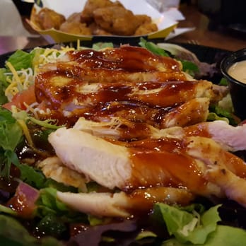 Buffalo Wild Wings - Honey Bbq chicken salad - American Near Me - Des Moines, Iowa