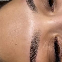 Glamour Beauty salon - Brow lamination & Threading