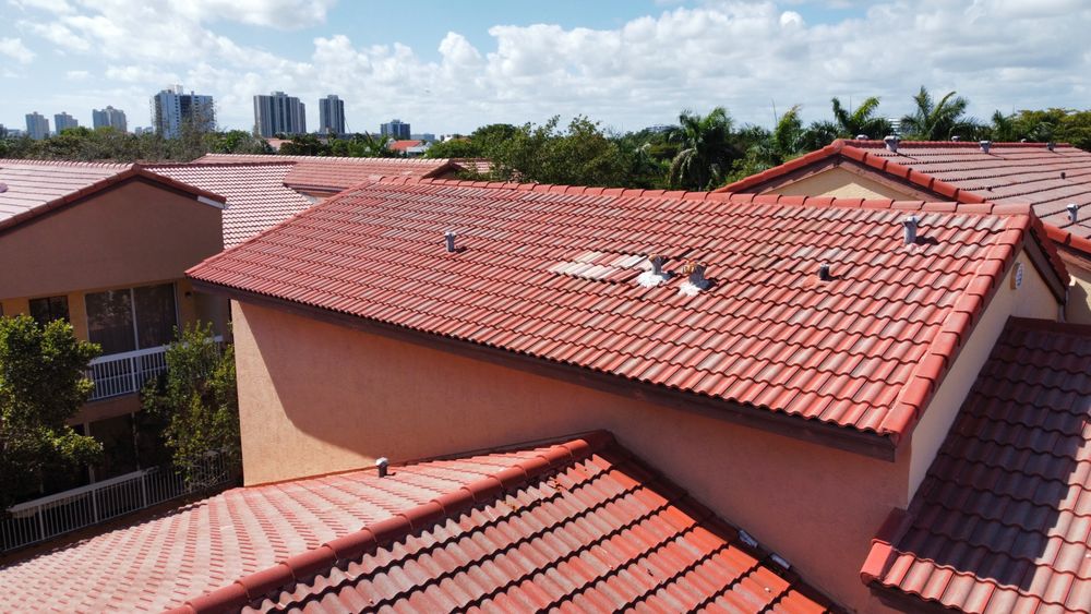 Slide of Sunbiz Roofing