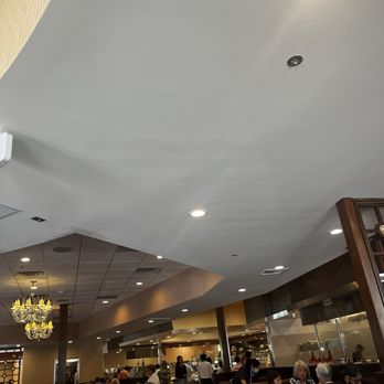 Four Seasons Buffet - Interior - Buffets Near Me - Cerritos, California Four Seasons Buffet - Interior - Buffets Near Me - Cerritos, California