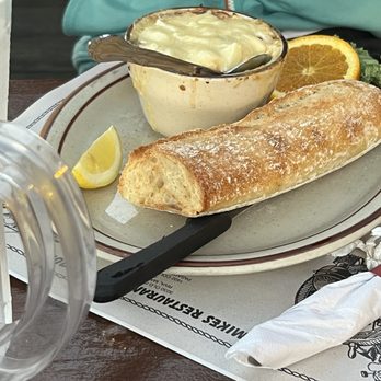 MIKE’S BAR & CRAB HOUSE - Updated June 2024 - 1127 Photos & 1113 ...