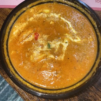 P.K. Curry House - Butter chicken with naan - Himalayan/Nepalese Near Me - Mayfield Heights, Ohio