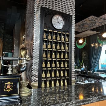 Bellhop - Bar - Cocktail Bars Near Me - Orlando, Florida Bellhop - Bar - Cocktail Bars Near Me - Orlando, Florida