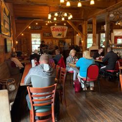 Old Hampton Store & Grist Mill - Live music and seating area