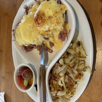 Stacks - Corn Beef and Hash Eggs Benedict - Breakfast & Brunch Near Me - Redwood City, California