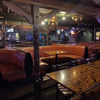 Diamond Jim's Saloon - Retro chic, comfy booths are all in really good condition - Dive Bars Near Me - Arlington, Texas