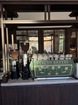 Perenn - Franklin by null