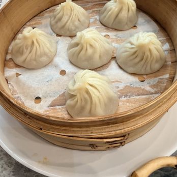 Yum Long - Crab & Pork Xiao Long Bao(6) - Chinese Near Me - Monterey Park, California Yum Long - Crab & Pork Xiao Long Bao(6) - Chinese Near Me - Monterey Park, California