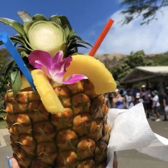 Diamond Head State Monument - Pineapple drink - Parks Near Me - Honolulu, Hawaii Diamond Head State Monument - Pineapple drink - Parks Near Me - Honolulu, Hawaii