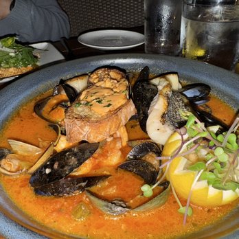 Shell & Bones Oyster Bar and Grill - Excellent and hearty seafood stew from a fine French recipe - Seafood Near Me - New Haven, Connecticut