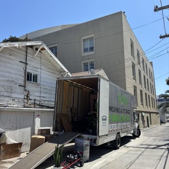 UFO Moving and Storage - Movers Near Me - Santa Clarita, California UFO Moving and Storage - Movers Near Me - Santa Clarita, California