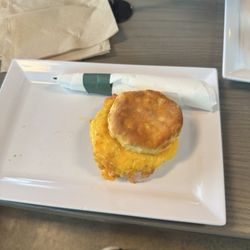 Drip Kitchen & Coffee - Breakfast sandwiches