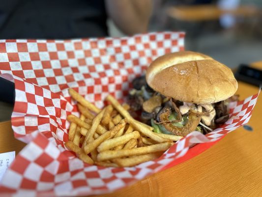 Poundtown Smashburgers