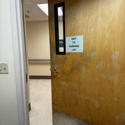 San Leandro Hospital - Exit to parking lot