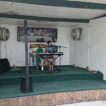 Snook Haven - Singer - Barbeque Near Me - Venice, Florida Snook Haven - Singer - Barbeque Near Me - Venice, Florida