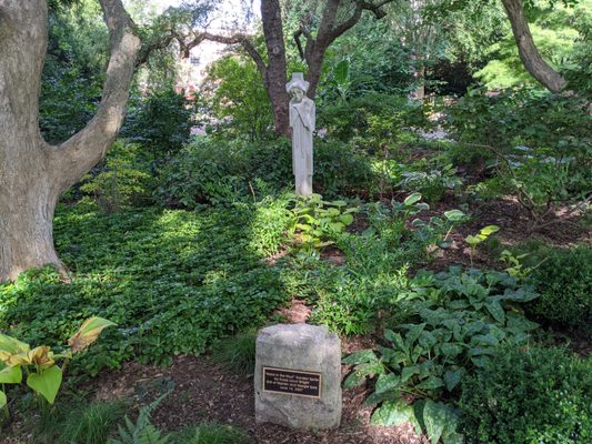 Hahn Horticulture Garden by null