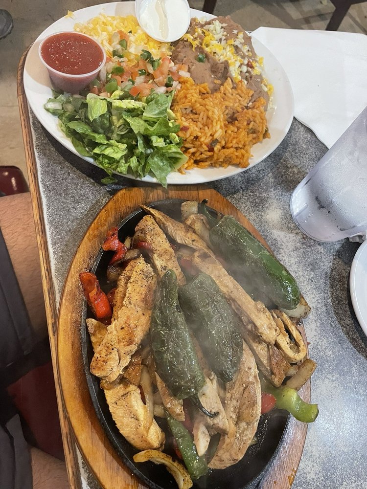Parkway Grill