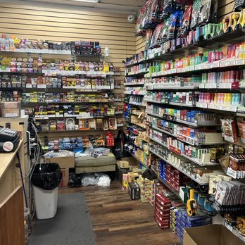 Cloud 9 Smoke Shop - Tobacco Shops Near Me - Modesto, California