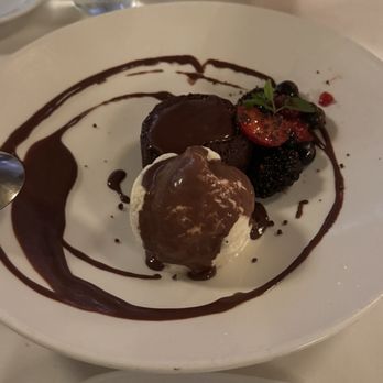 Eddie V's Prime Seafood - Me to order lava cake. So decadent. - Seafood Near Me - Austin, Texas Eddie V's Prime Seafood - Me to order lava cake. So decadent. - Seafood Near Me - Austin, Texas