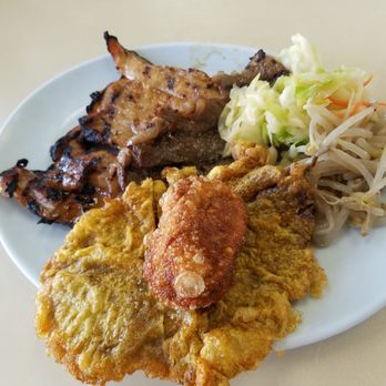 Choi's Family Restaurant - Lunch Special (regular size - $11.80)........ - Korean Near Me - Honolulu, Hawaii
