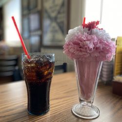 Peggy Sue's 50's Diner - Mr. Pibb