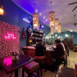 Sarita’s Grill & Beer - Plenty of space to seat on an amazing cozy and friendly environment