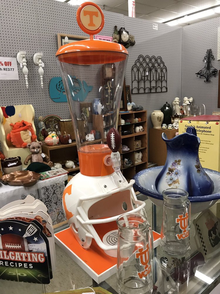 BARGAIN HUNTERS 4006 Chapman Hwy, Knoxville, Tennessee Flea Markets Phone Number Yelp