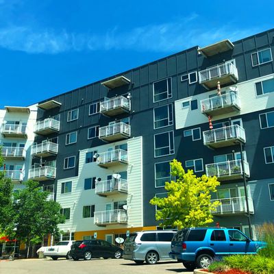 Residences At Creekside