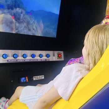 Chuck E. Cheese - 4D Game - Pizza Near Me - Sterling Heights, Michigan Chuck E. Cheese - 4D Game - Pizza Near Me - Sterling Heights, Michigan