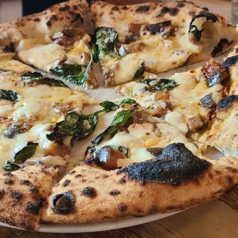 Dellarocco's - Pizza Near Me - Brooklyn, New York