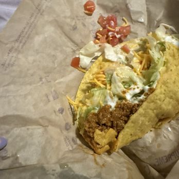 Taco Bell - Crunchy Taco Supreme - Fast Food Near Me - Saint Louis, Missouri