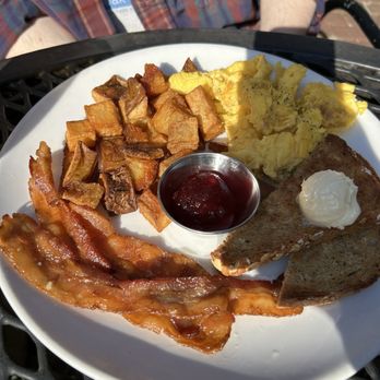 The Mud House - Coffee & Tea Near Me - Saint Louis, Missouri